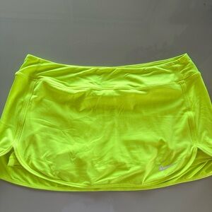 NIKE women’s skirt